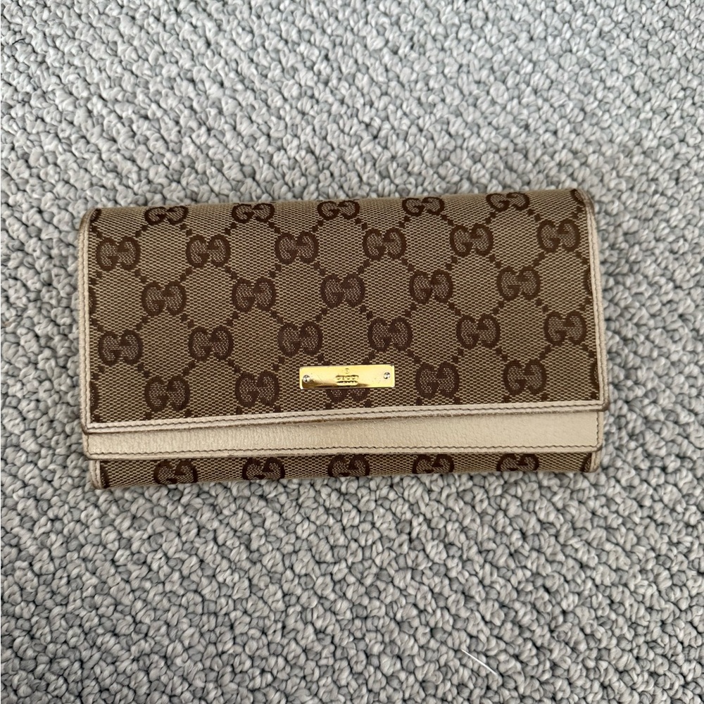 Gucci Brown GG Canvas Bifold Wallet with Beige Trim